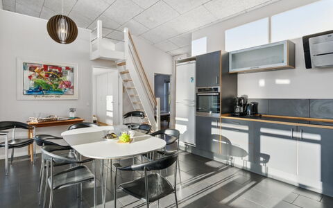 Bjerne - 200M from the Sea: Meubles, Design Intérieur, Sol, Bois, Sol, Plafond, Parquet, Chaise, Table, Éclairage