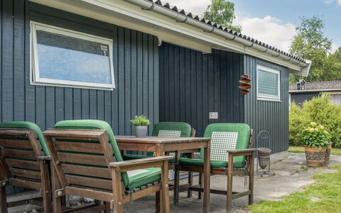 Dierf - 550M from the Sea: Bois, Toit, Domicile, Maison, Architecture, Siding, Lot Terre, Chalet, Cabanon, Batiments Jardin