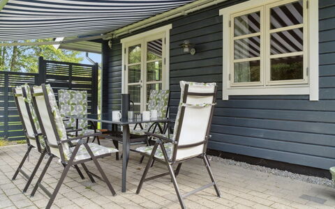 Aldis - 300M from the Sea: Domicile, Chalet, Porche, Siding, Ferme, Structure En Plein Air