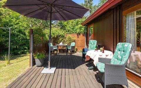 Kaarina - 550M from the Sea: Herbe, Arbuste, Maison, Jardin, Domicile, Chalet, Lot Terre, Pelouse, Couverture De Sol