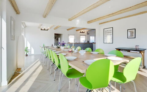 Rouwen - 1Km from the Sea: Toit, Maison, Domicile, Chalet, Porte, Siding, Plate-Forme, Porche, Planche, Dur
