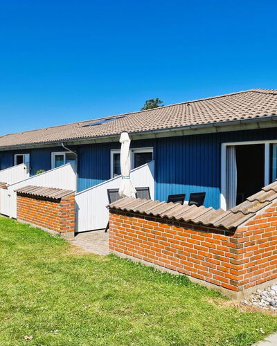 Emira - 50M from the Sea
