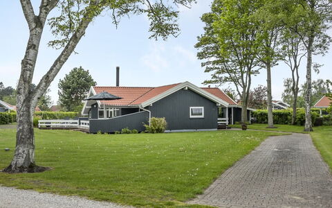 Barth - 150M from the Sea: Toit, Maison, Lot Terre, Domicile, Chalet, Biens, Batiments Jardin, Ombre, Cabane En Rondins, Aménagement Paysager