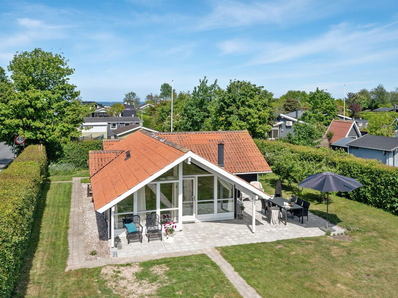 gitte - 200m From The Sea