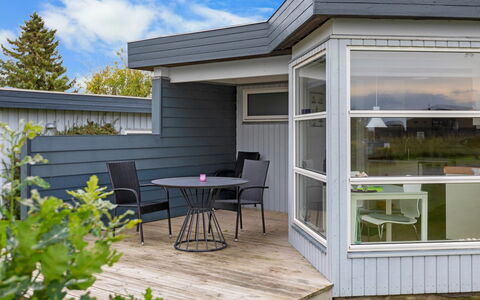 Rikkart - 100M from the Sea: Meubles, Design Intérieur, Sol, Bois, Sol, Plafond, Parquet, Chaise, Table, Éclairage