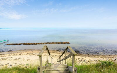 Rikkart - 100M from the Sea