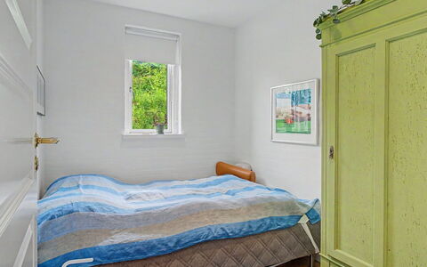 Laila - 50M from the Sea: Lit, Chambre, Design Intérieur, Meubles, Mur, Sol, Sol, Bois, Drap De Lit, Literie