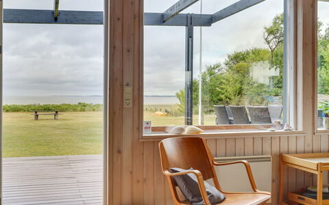 Sigurd - 20M from the Sea: Meubles, Design Intérieur, Sol, Bois, Sol, Plafond, Parquet, Chaise, Table, Éclairage