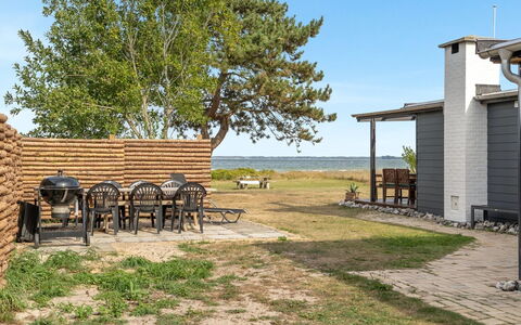 Sigurd - 20M from the Sea: Meubles, Design Intérieur, Sol, Bois, Sol, Plafond, Parquet, Chaise, Table, Éclairage