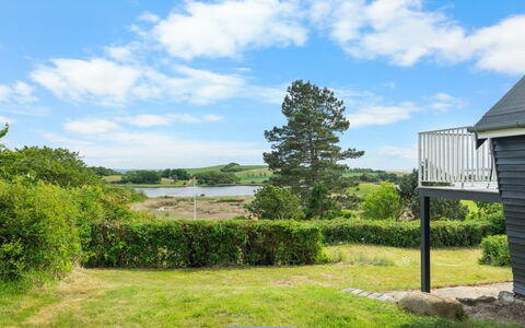 Chayton - 450M from the Sea: Herbe, Prairie, Paysage, Écorégion, Plaine, Communauté Des Plantes, Lot Terre, Mobilier De Jardin, Prairie, Formations Arbustives