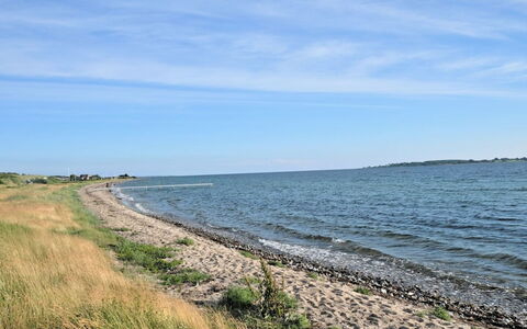 Chayton - 450M from the Sea: Zone Résidentielle, Toit, Banlieue, Allée, Biens, Cheminée
