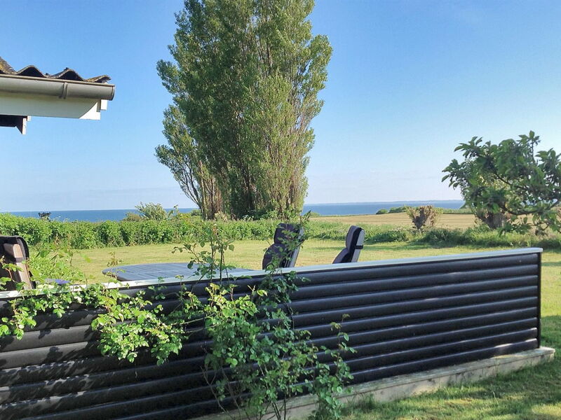 Bibi - 200M from the Sea