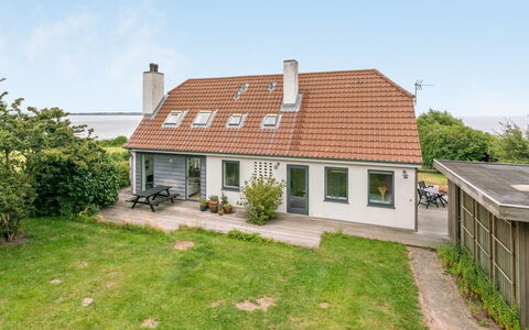 Sissela - 5M from the Sea: Bois, Toit, Architecture, Domicile, Maison, Chalet, Siding, Dur, Pente, Biens