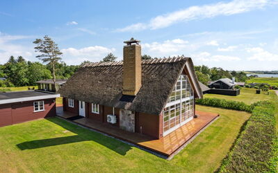 Ginnie - 300M from the Sea