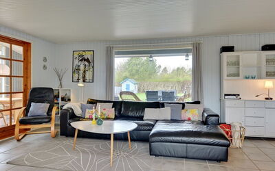 Alrich - 500M from the Sea