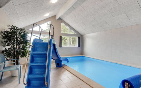 Jorn - 75M from the Sea: Maison, Toit, Domicile, Chalet, Cabanon, Batiments Jardin, Siding, Cour, Cabane En Rondins, Cabane