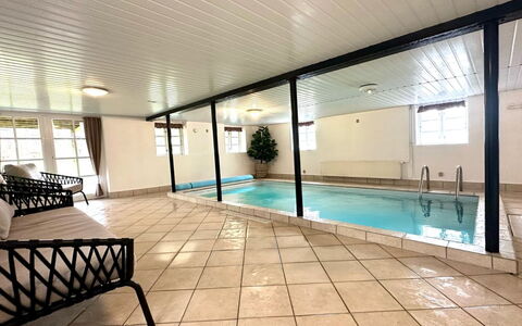 Sirkku - 320M from the Sea: Chalet, Domicile, Maison, Toit, Porche, Biens, Siding, Batiments Jardin, Ferme, Cour