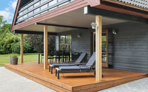 Jorith - 550M from the Sea: Bois, Domicile, Porche, Plate-Forme, Dur, Toit, Tache De Bois, Parquet, Eco Hôtel