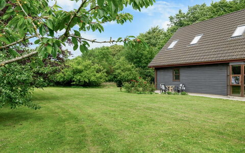 Jorith - 550M from the Sea: Bois, Domicile, Porche, Plate-Forme, Dur, Toit, Tache De Bois, Parquet, Eco Hôtel