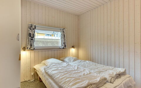 Henrijette - 200M from the Sea: Bois, Sol, Chambre, Sol, Plafond, Lit, Design Intérieur, Drap De Lit, Literie, Pièce