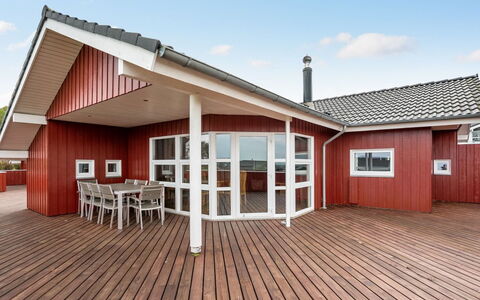 Henrijette - 200M from the Sea: Domicile, Toit, Maison, Chalet, Biens, Porte, Porche, Siding, Ferme, Ombre