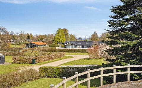 Petrus - 750M from the Sea: Maison, Toit, Domicile, Chalet, Biens, Ferme, Villa, Porche, Siding