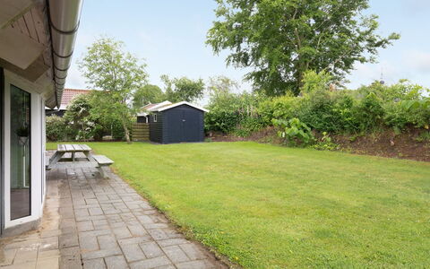 Petrus - 750M from the Sea: Maison, Toit, Domicile, Chalet, Biens, Ferme, Villa, Porche, Siding
