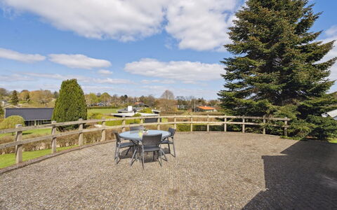 Petrus - 750M from the Sea: Meubles, Design Intérieur, Sol, Bois, Sol, Plafond, Parquet, Chaise, Table, Éclairage