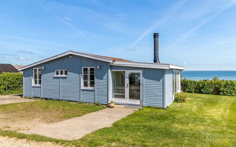 Stamena - 200M from the Sea: Maison, Toit, Domicile, Chalet, Biens, Ferme, Villa, Porche, Siding