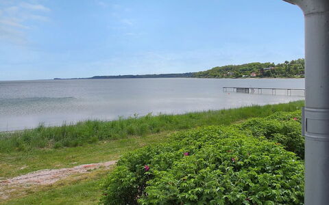 Melia - 50M to the Fjord: Maison, Toit, Domicile, Chalet, Biens, Ferme, Villa, Porche, Siding