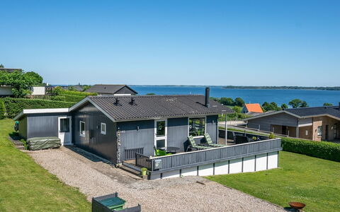 Jenvold - 300M to the Fjord: Toit, Maison, Lot Terre, Domicile, Chalet, Biens, Batiments Jardin, Ombre, Cabane En Rondins, Aménagement Paysager