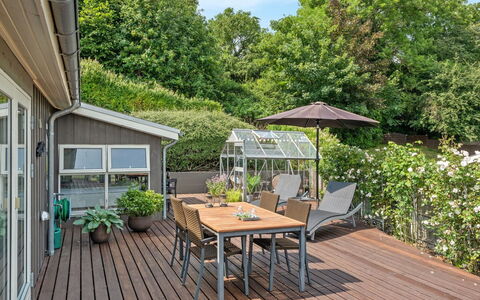 Haraldina - 350M to the Fjord: Meubles, Design Intérieur, Sol, Bois, Sol, Plafond, Parquet, Chaise, Table, Éclairage