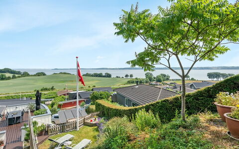 Haraldina - 350M to the Fjord: Maison, Toit, Domicile, Chalet, Biens, Ferme, Villa, Porche, Siding