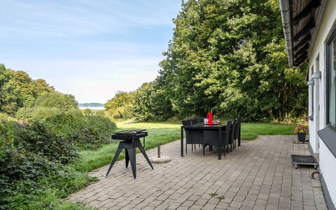 Rosa - 300M from the Sea: Bois, Toit, Architecture, Domicile, Maison, Chalet, Siding, Dur, Pente, Biens