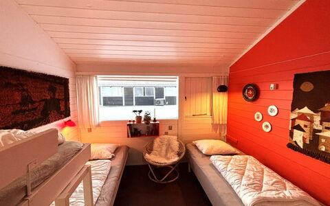 Ditte - 300M from the Sea: Design Intérieur, Bois, Meubles, Plafond, Sol, Sol, Chambre, Lit, Pièce, Drap De Lit