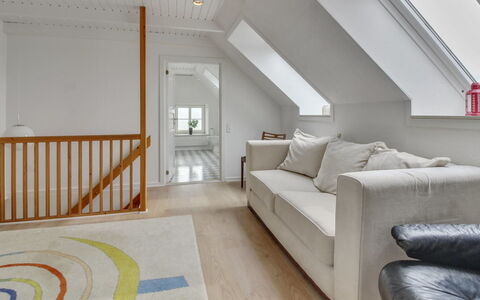Juuso - 20Km from the Sea: Toit, Maison, Domicile, Chalet, Porte, Siding, Plate-Forme, Porche, Planche, Dur
