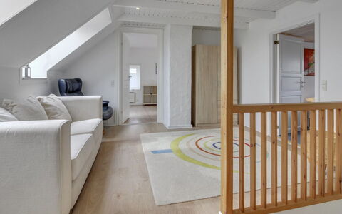 Juuso - 20Km from the Sea: Toit, Maison, Domicile, Chalet, Porte, Siding, Plate-Forme, Porche, Planche, Dur