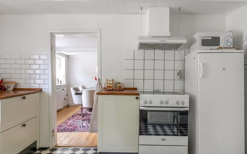 Ilsa - 9.8Km from the Sea: Appareil De Cuisine, Sol, Cuisine, Principaux Appliance, Sol, Cabinetry, Bois, Design Intérieur, Comptoir, Cuisinière