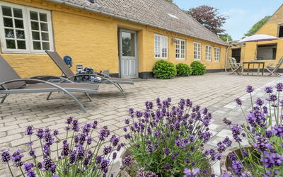 Ilsa - 9.8Km from the Sea
