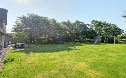 Anje - 16Km from the Sea: Bois, Toit, Architecture, Domicile, Maison, Chalet, Siding, Dur, Pente, Biens