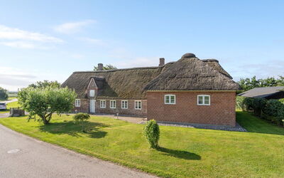 Anje - 16Km from the Sea