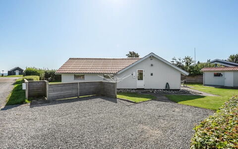 Katrina - 50M to the Fjord: Toit, Maison, Lot Terre, Domicile, Chalet, Biens, Batiments Jardin, Ombre, Cabane En Rondins, Aménagement Paysager