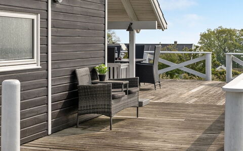 Annvy - 200M from the Sea: Meubles, Design Intérieur, Sol, Bois, Sol, Plafond, Parquet, Chaise, Table, Éclairage