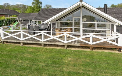 Annvy - 200M from the Sea