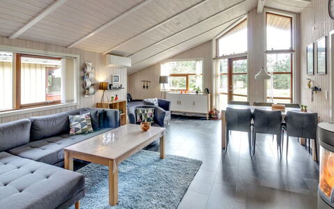 Arvi - 30Km from the Sea: Meubles, Design Intérieur, Sol, Bois, Sol, Plafond, Parquet, Chaise, Table, Éclairage