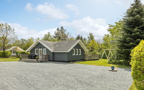 Aleide - 29Km from the Sea: Domicile, Maison, Chalet, Toit, Siding, Biens, Ferme, Pelouse, Aménagement Paysager, Jardin