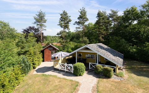 Hannelise - 30Km from the Sea: Chalet, Batiments Jardin, Allée, Ferme, Cabanon, Siding, Cabane En Rondins, Arrière-Cour