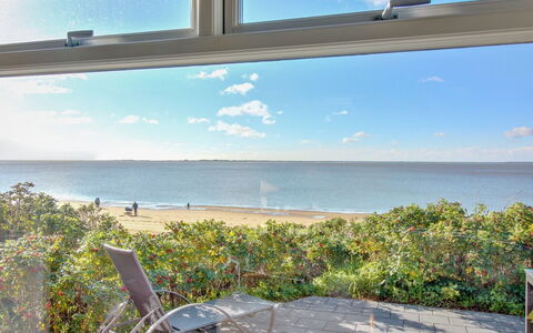 Erno - 20M from the Sea: Maison, Domicile, Zone Résidentielle, Toit, Chalet, Lot Terre, Biens, Cour, Jardin, Siding