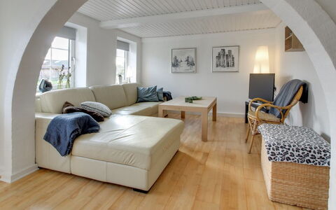 Lokke - 19Km from the Sea: Bois, Toit, Architecture, Domicile, Maison, Chalet, Siding, Dur, Pente, Biens