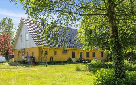 Lokke - 19Km from the Sea: Bois, Toit, Architecture, Domicile, Maison, Chalet, Siding, Dur, Pente, Biens